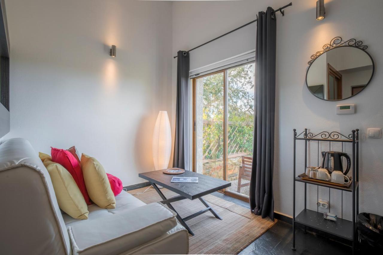 Herdade Quinta Natura Turismo Rural อัลเจซูร์ ภายนอก รูปภาพ